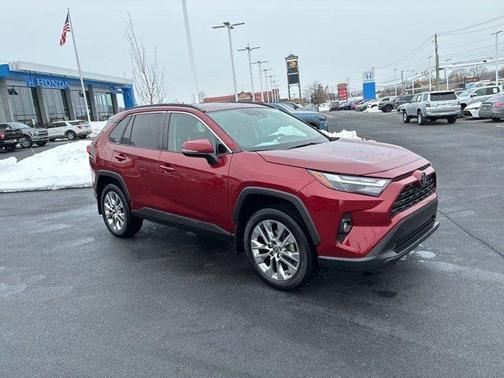 2022 Toyota RAV4 XLE Premium