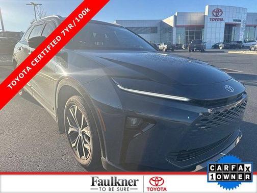 2025 Toyota Crown Signia XLE