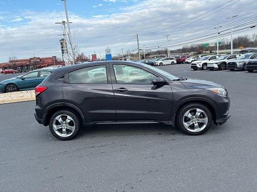 Mulberry Metallic 2017 Honda HR-V LX