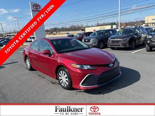 2022 Toyota Camry Hybrid LE