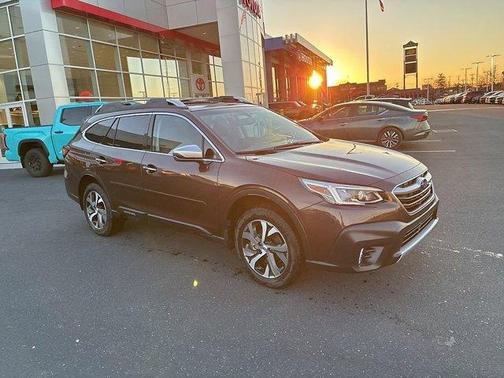 2021 Subaru Outback Touring