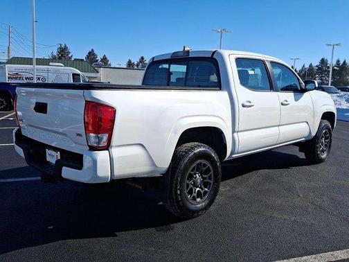 2016 Toyota Tacoma SR