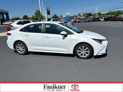 Ice 2023 Toyota Corolla LE