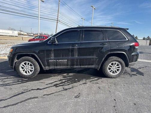 2020 Jeep Grand Cherokee Laredo E