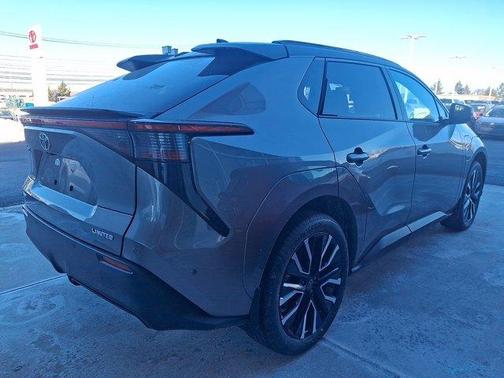2026 Toyota bZ XLE Plus FWD