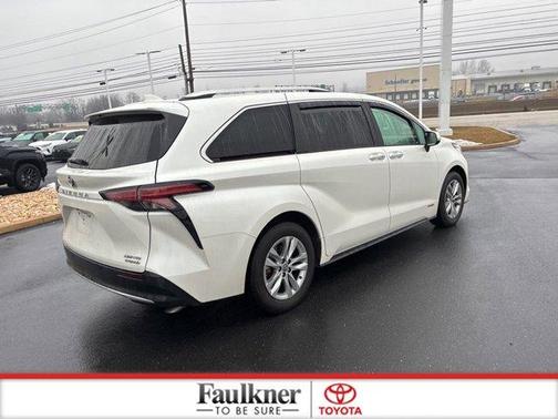 2021 Toyota Sienna Limited