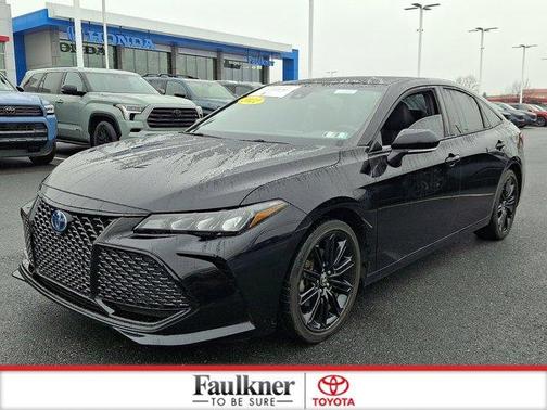 2022 Toyota Avalon Hybrid XSE Nightshade