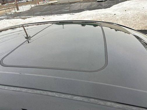 2022 Toyota Avalon Hybrid XSE Nightshade