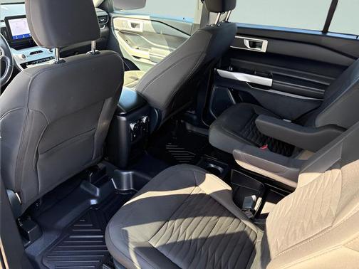 Agate Black Metallic 2021 Ford Explorer XLT