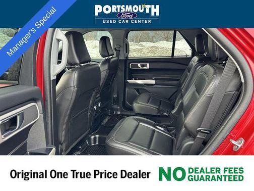 Rapid Red Metallic Tinted Clearcoat 2021 Ford Explorer XLT