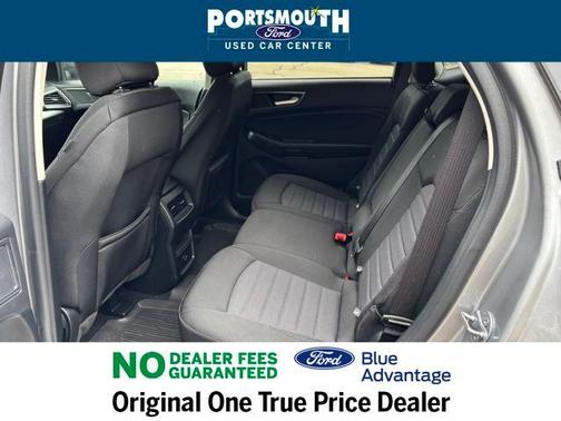 2022 Ford Edge SE