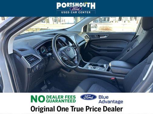 2022 Ford Edge SE