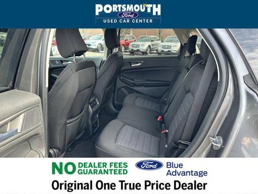 2022 Ford Edge SE