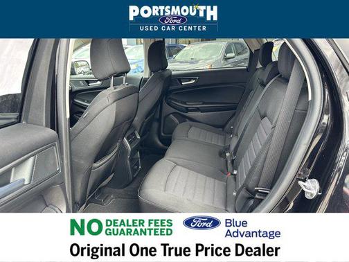 2022 Ford Edge SE