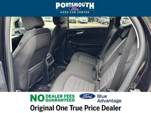 2022 Ford Edge SE