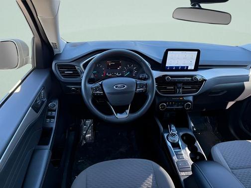 Carbonized Gray Metallic 2022 Ford Escape SE