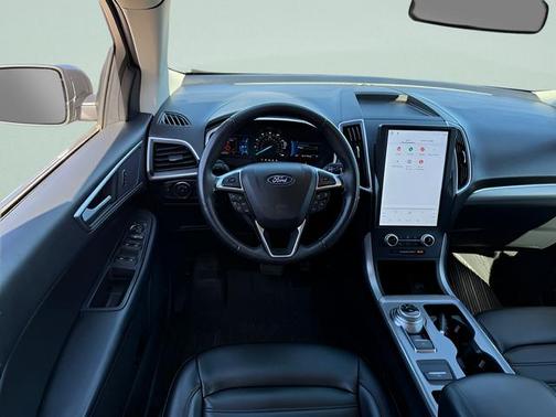 Carbonized Gray Metallic 2021 Ford Edge SEL