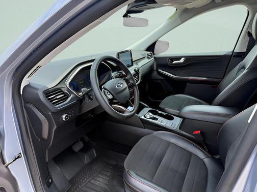 Iced Blue Silver Metallic 2022 Ford Escape SEL