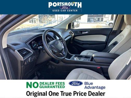 2022 Ford Edge SE