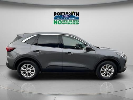 Carbonized Gray Metallic 2023 Ford Escape Active