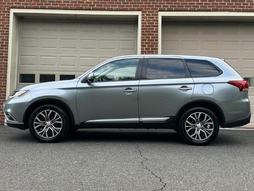 2016 Mitsubishi Outlander SE