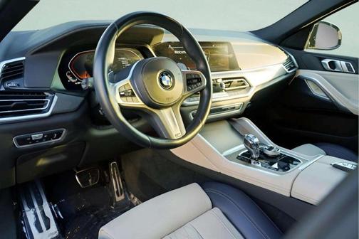 2022 BMW X6 xDrive40i