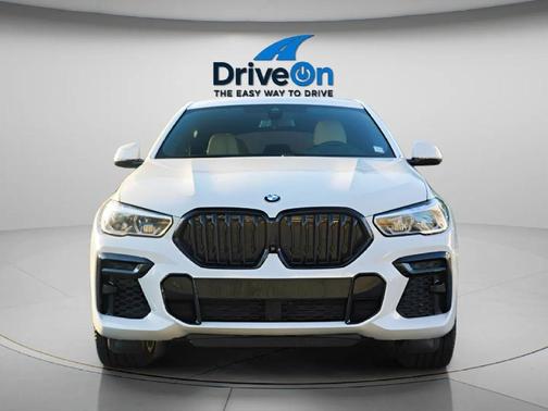 2022 BMW X6 xDrive40i