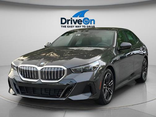 2024 BMW 530 i xDrive