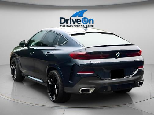 2021 BMW X6 xDrive40i