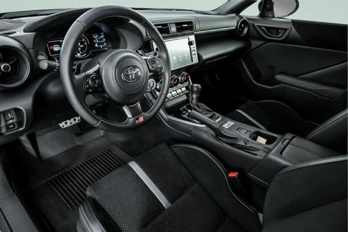 2025 Toyota GR86 Premium