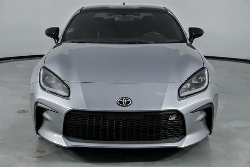 2025 Toyota GR86 Premium