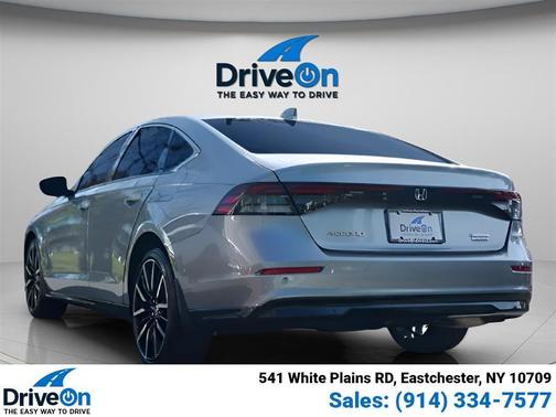2023 Honda Accord Hybrid Touring
