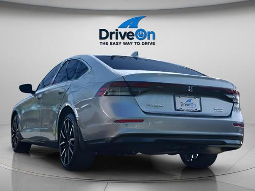 2023 Honda Accord Hybrid Touring