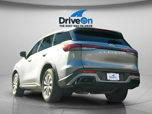 2023 INFINITI QX60 Pure