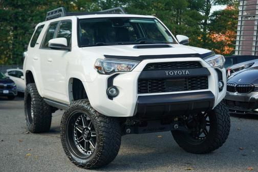 2020 Toyota 4Runner Nightshade