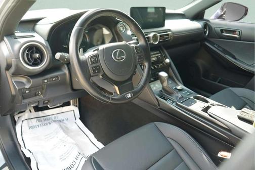 2022 Lexus IS 350 F Sport