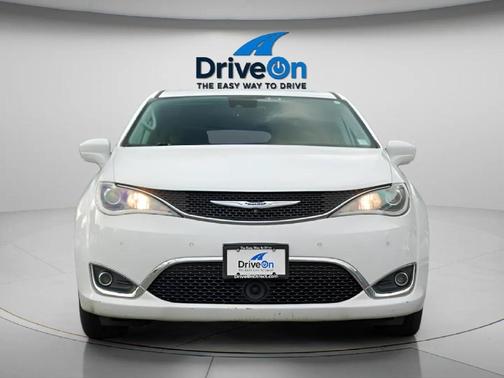 2019 Chrysler Pacifica Touring Plus