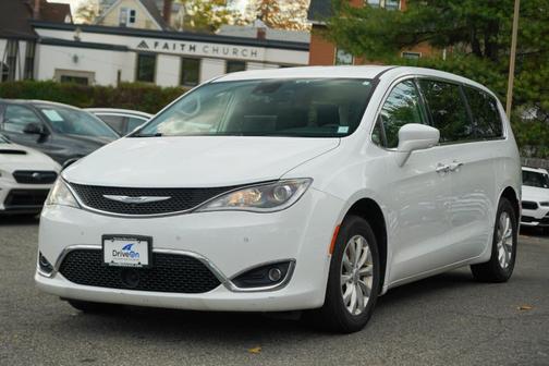 2019 Chrysler Pacifica Touring Plus