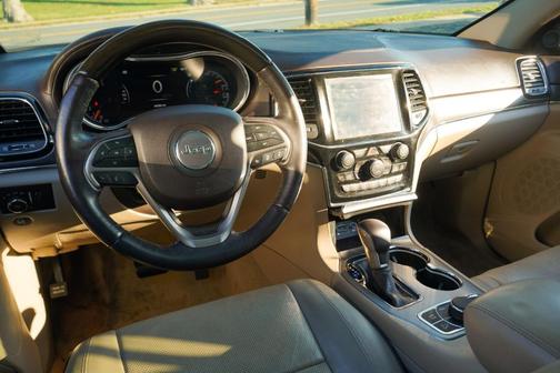 2019 Jeep Grand Cherokee Overland