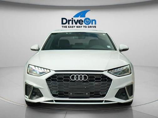 2023 Audi A4 45 S line Premium Plus