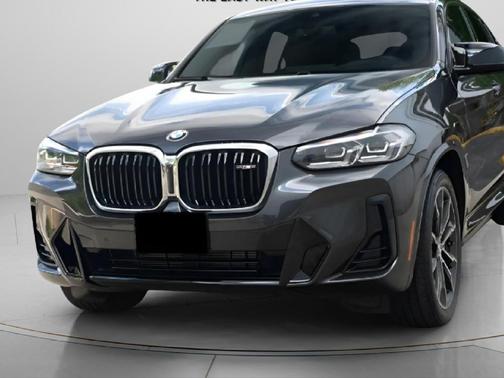 2022 BMW X4 M40i