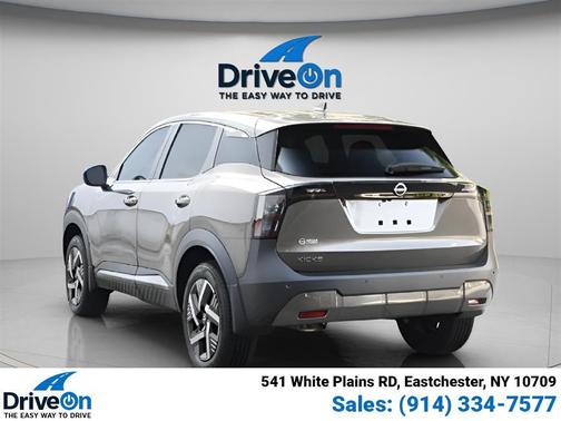 2025 Nissan Kicks SV