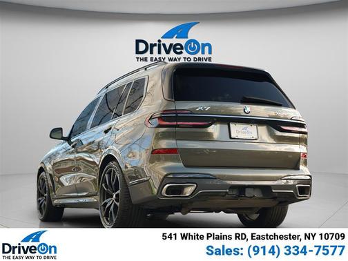 2023 BMW X7 xDrive40i