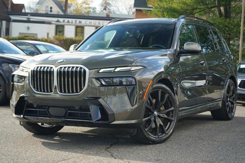 2023 BMW X7 xDrive40i