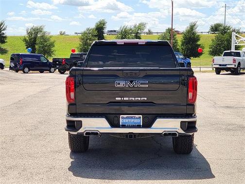 2022 GMC Sierra 1500 SLT