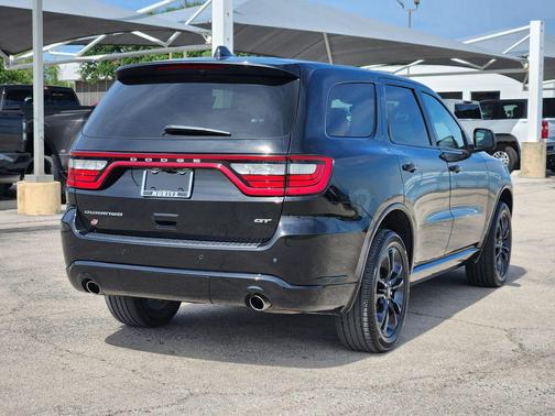 DB Black Clearcoat 2025 Dodge Durango GT AWD