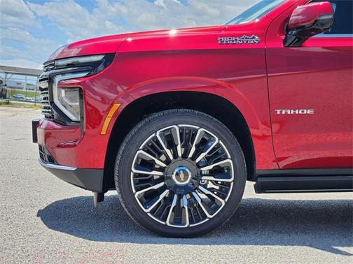 2025 Chevrolet Tahoe 4WD High Country