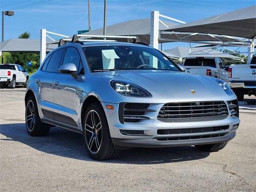 2021 Porsche Macan Base