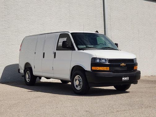 Summit White 2025 Chevrolet Express 2500 Work Van