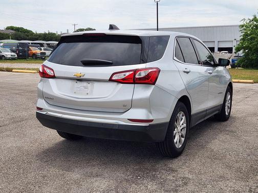 Silver Ice Metallic 2020 Chevrolet Equinox 1LT